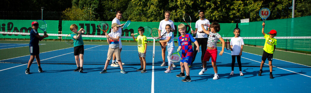 Kids tennis